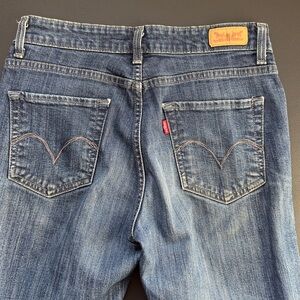 Levi's Women's Classic Straight Leg Denim Jeans